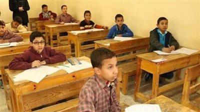 أخبار التعليم | بدء العد التنازلي.. المديريات التعليمية تجهز أسئلة امتحانات آخر العام لصفوف النقل والإعدادية