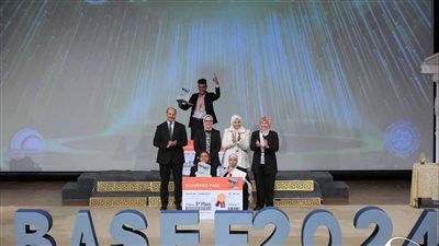 انجازات وابتكارات طلاب مدارس المتفوقين..تفوق الخيال منها: قفازات متكلمة وانظمة برمجية وعلاجات طبية