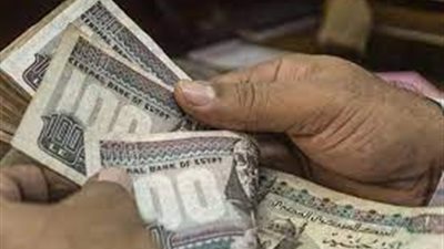 منح العاملين أجر مضاعف بالجهات الحكومية والخاصة خلال الإجازات الرسمية وفقًا لقانون العمل