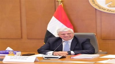 أخبار الجامعات | وزير التعليم العالي: سنة تأهيلية بعد الثانوية العامة قبل الالتحاق بالجامعة