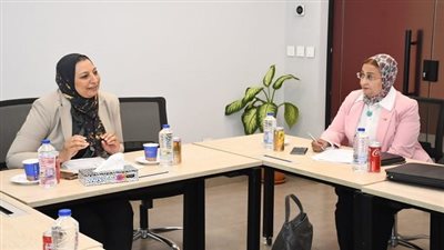 أخبار الجامعات | جامعة عين شمس تضع الآليات لجذب الطلاب الوافدين والإجراءات المتابعة لتسهيلها