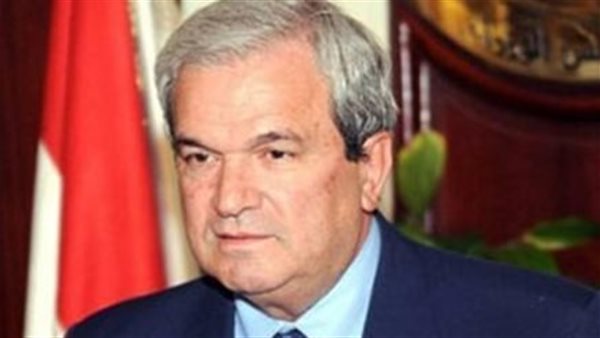 الدكتور معتز خورشيد،