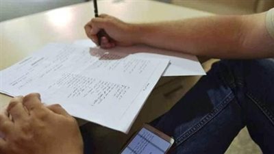 تداول أسئلة وإجابات امتحانات الشهادة الإعدادية 2025 إلكترونيًا على جروبات الغش
