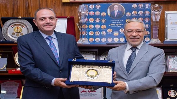 الدكتور محمود ذكي