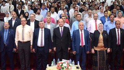 رئيس جامعة العريش يشهد حفل ختام الأنشطة الطلابية للعام الجامعي ٢٠٢٤/٢٠٢٣