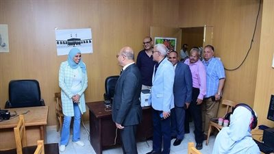 ذوي الإعاقة البصرية يؤدون امتحانات نهاية العام إلكترونيًا بـ جامعة سوهاج