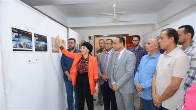 جامعة أسيوط تقيم المعرض الفني 