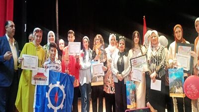 التربية والتعليم تكرم الطلاب الموهوبين الفائزين في مسابقتي 