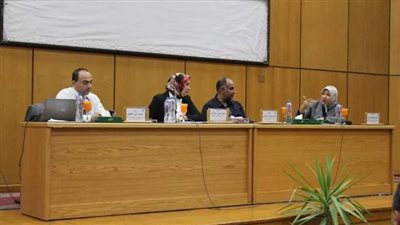 المركز الجامعى للتطوير المهنى UCCD بجامعة أسيوط ينظم ندوة تعريفية حول الوظائف