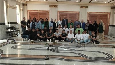 كلية الحاسبات والذكاء الاصطناعي بجامعة القاهرة تنظم مسابقة للسيارات الصغيرة بمقرالجامعة الدولية 