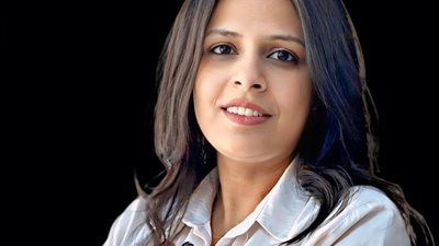 الإجابات النموذجية في امتحان الفيزياء للثانوية العامة 2024.. تقدمها مريم كرم خبيرة مادة الفيزياء