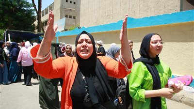 استياء أولياء أمور طلاب البحيرة من تعليمات نقل تقييمات اللغة العربية إلى كشاكيل جديدة