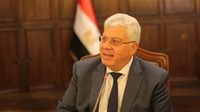 وزير التعليم العالى يكلف عمر شريف للقيام بأعمال أمين المجلس الأعلى للمستشفيات الجامعية