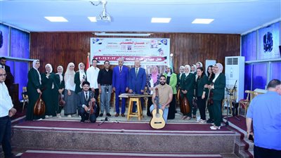 التربية النوعية في جامعة سوهاج تحتفل بمشروعات تخرج دفعتها الأولى