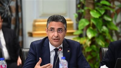 بالأسماء  أكبر حركة تغييرات واستبعاد بوزارة التموين .. فاروق يضرب بيد من حديد