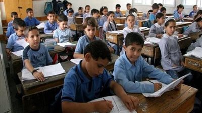 التربية والتعليم بالجيزة يكشف عن موعد إعلان نتيجة تحويلات طلاب مرحلة التعليم الأساسى بين المدارس