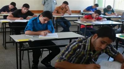 اليوم.. طلاب الثانوية العامة 2024 يؤدون امتحاني الفيزياء والتاريخ