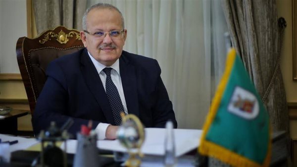 رئيس جامعة القاهرة