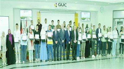 أوائل الثانوية العامة فى ضيافة الجامعة الألمانية 