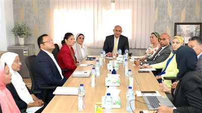 وزير التربية والتعليم يترأس اجتماع وحدة ادارة المدارس المصرية اليابانية
