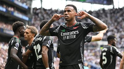 الدوري الإنجليزي.. تعرف على رجل مباراة توتنهام وآرسنال