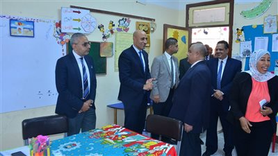 أخبار التعليم اليوم.. وزير التربية والتعليم ومحافظ الأقصر يتفقدان (٦) مدارس بالمحافظة