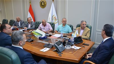 وزير التموين يلتقي بعدد من السادة أعضاء مجلسي النواب والشيوخ. 