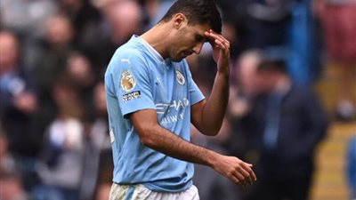 بيان عاجل من مانشستر سيتي بشأن اصابة رودري.. 
