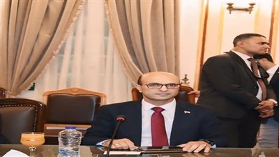 رئيس جامعة أسيوط يشهد حفل استقبال الدفعات الجديدة لبرامج المنح الأمريكية 