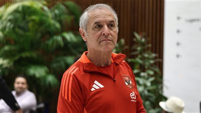 خناقة مارسيل كولر ومحمد رمضان بسبب دكة الأهلي.. شوبير يكشف التفاصيل