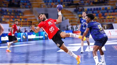 موعد مباراة الأهلي وبرشلونة اليوم في كأس العالم للأندية.. والقناة الناقلة