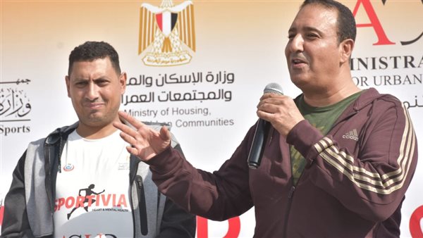  البرج الايقوني يضيء