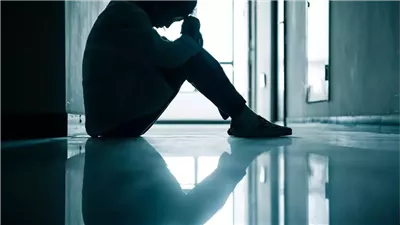 أعراض الاكتئاب الحاد.. مؤشرات تدل عليه وطرق الوقاية والعلاج