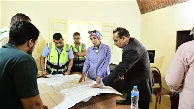 القائم بأعمال رئيس جامعة الأقصر تتفقد أعمال الإنشاء بكليتي الهندسة وطب الأسنان والمستشفى الجامعي