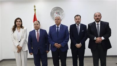 وزير التعليم العالي يستقبل رئيس الهيئة العامة للتأمين الصحي الشامل