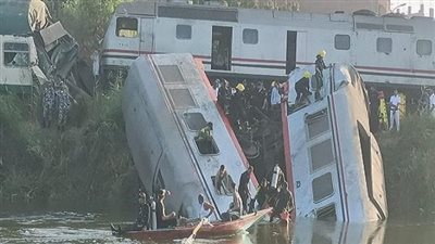 سكك حديد مصر: خروج 7 عربات قطار عن القضبان ووزارة النقل تتحرك بشكل عاجل