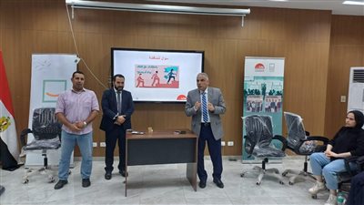 القائم بأعمال رئيس جامعة طنطا يتفقد فعاليات البرنامج التدريبي 