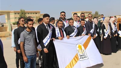 جامعة أسيوط فى زيارة ميدانية لقاعدة محمد نجيب العسكرية