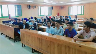 جامعة سوهاج تنظم ندوة عن دور الطلاب في جهود محو الأمية