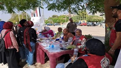 جامعة أسيوط تشارك فى حملة الهلال الأحمر المصري 