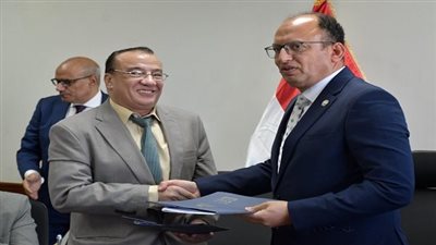 جامعة حلوان ومركز بحوث الفلزات يوقعان بروتوكولًا لتعزيز الابتكار وتطوير الصناعات المعدنية