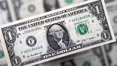 استقرار سعر الدولار في البنوك المصرية.. كم سجّل في تعاملات اليوم؟