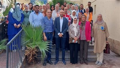 كلية الفنون التطبيقية جامعة حلوان تنظم ندوة حول توجيه مشاريع التخرج لخدمة الصناعة