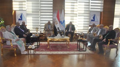 أخبار الجامعات.. رئيس جامعة كفر الشيخ يترأس لجنة اختيار عميد كلية التربية الرياضية 