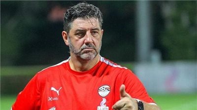 رسميًا.. فيتوريا مديرًا فنيًا لباناثينايكوس اليوناني