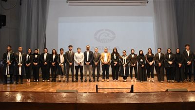 تخرج الدفعة الاولى من أكاديمية القيادة ASULA في جامعة عين شمس