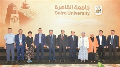 رئيس جامعة القاهرة يستقبل وفد جامعة نانجينغ ويؤكد دعم ذوي الهمم في عهد الرئيس السيسي