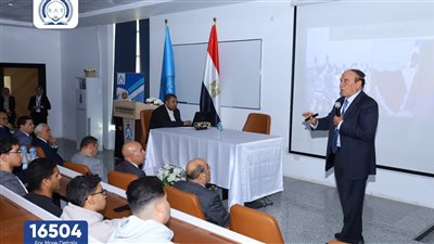 سمير فرج فى لقاء مفتوح مع طلاب جامعة الريادة عن حرب ٦ أكتوبر ..حجازى : دورنا توعية المجتمع بالمخاطر والتحديات