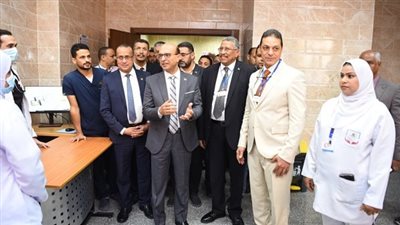 جامعة أسيوط تدشن وحدة الإصابات المتطورة بمستشفى الطوارئ لتحسين الخدمات الصحية في الصعيد