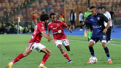 هل يرحل بيرسي تاو إلى الزمالك؟.. شوبير يكشف